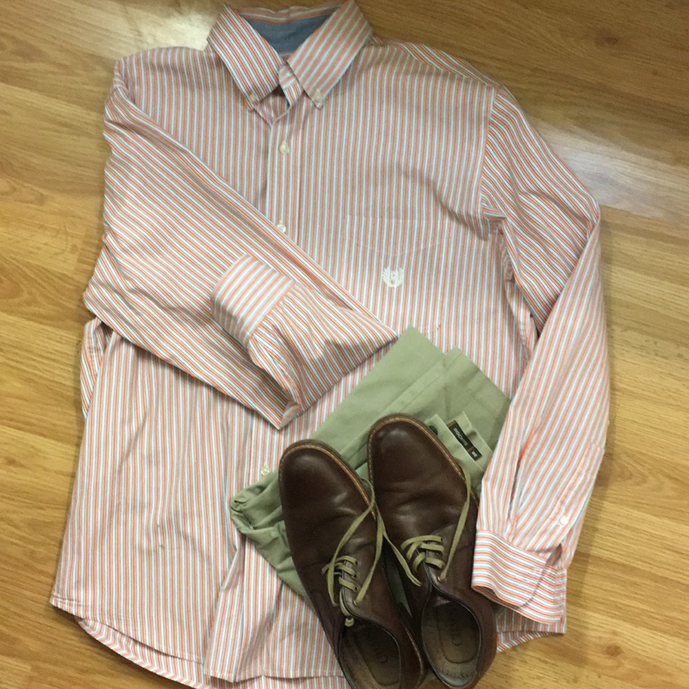 MENS BUTTON DOWN SHIRT